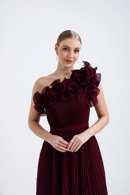 𝐄𝐋𝐈𝐒𝐀 Fırfır Yakalı İnce Pliseli Şifon Uzun Abiye