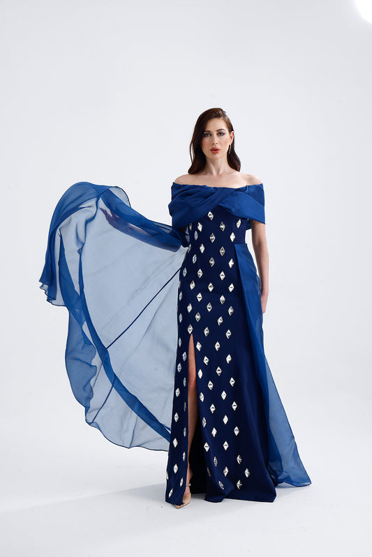 𝐒𝐇𝐄𝐋𝐁𝐘 Düşük Omuzlu Organze İşlemeli Uzun Abiye Elbise