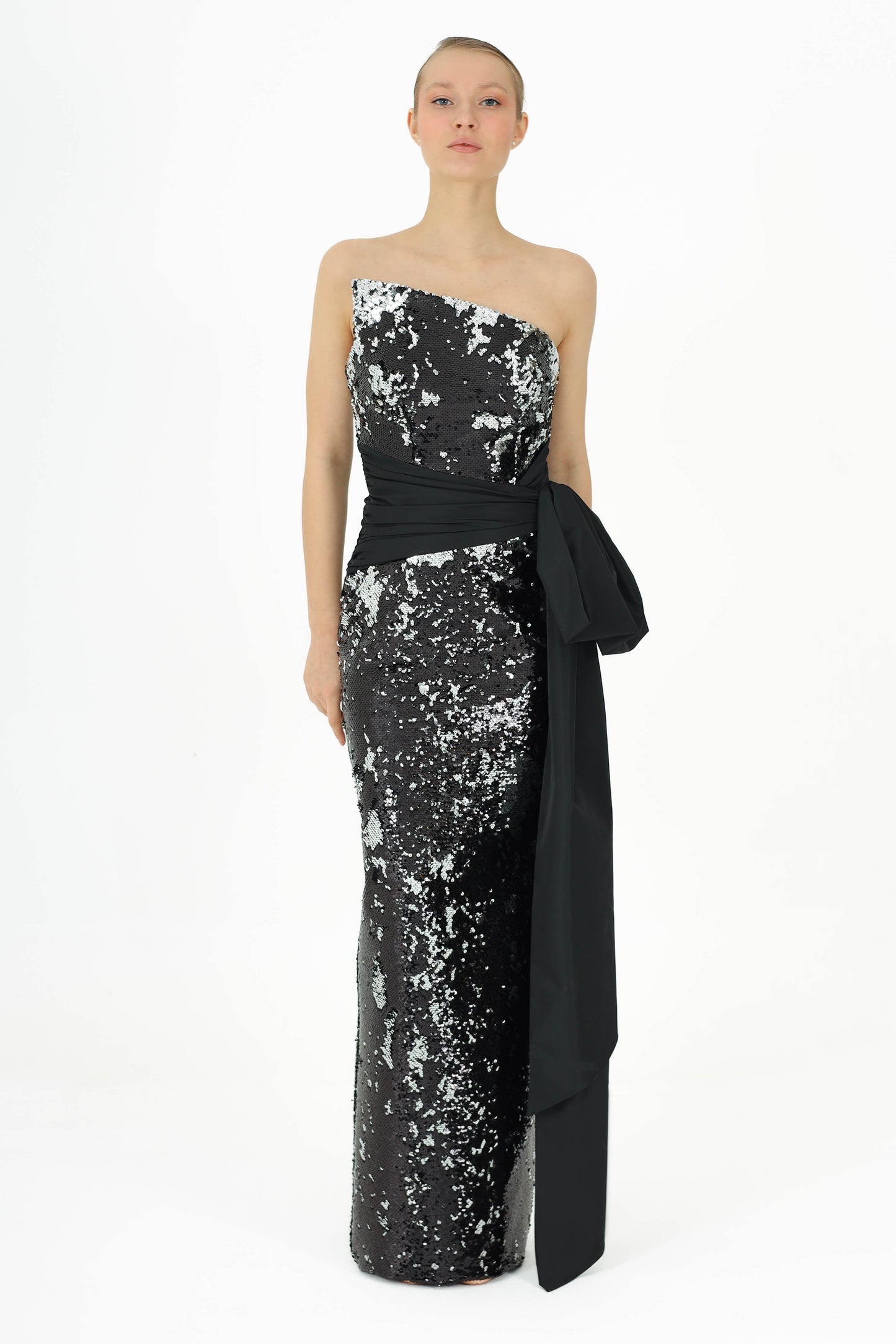 𝐉𝐄𝐍𝐍𝐀 Sequined Bow Evening Dress