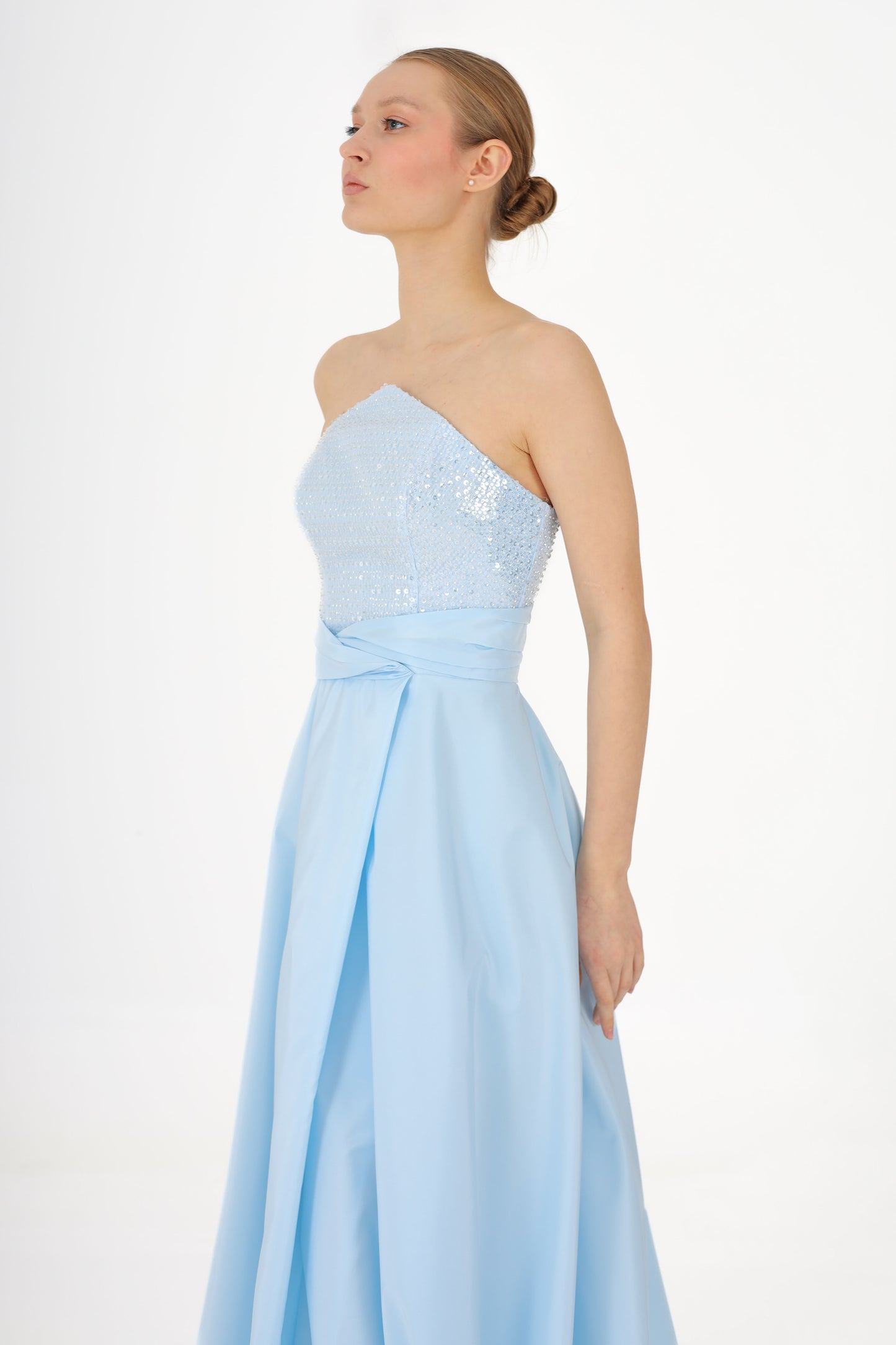 𝐏𝐄𝐑𝐑𝐘 Strapless Stoned Collar Taffeta Long Evening Dress