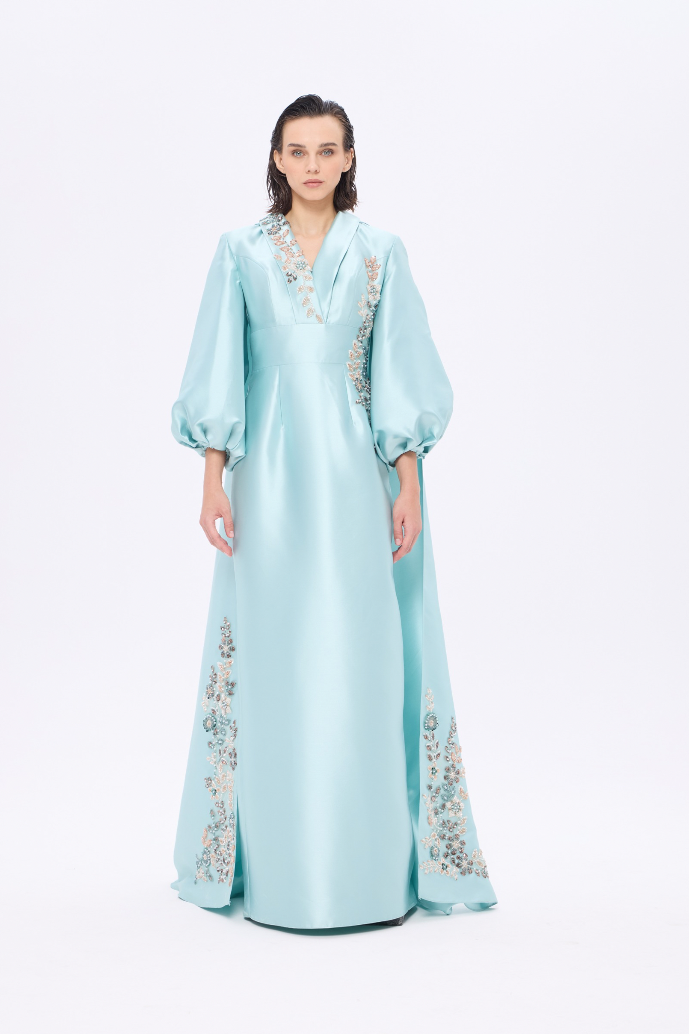𝐍𝐎𝐔𝐑𝐀 V-Neck Balloon Sleeve Removable Cape Guipure Embroidered Long Evening Dress
